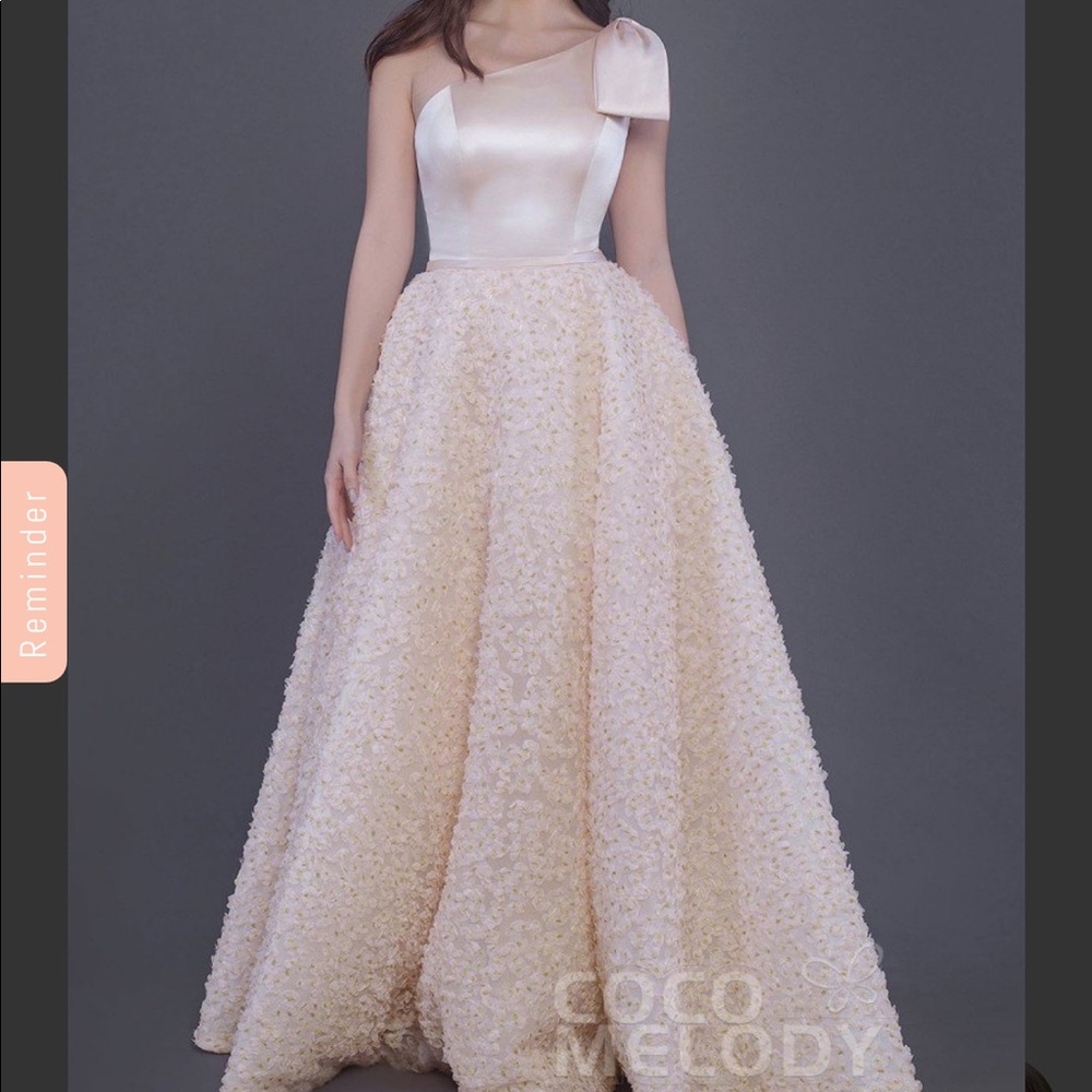 Blush bridesmaid dress, beautiful.